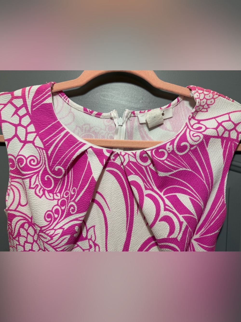 Pink -white tropical paisley peacock print vacation dress (small) with pockets! - Picture 7 of 14